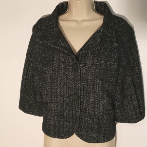 LOFT Jackets & Blazers - Ann Taylor Loft blazer in a size 6. Excellent condition. It is blue and black
